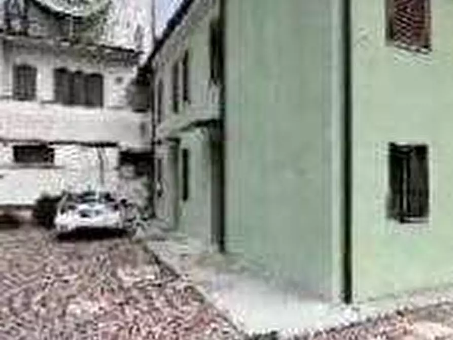 Immagine 1 di Appartamento in vendita  in Via Zola  a Ferrara