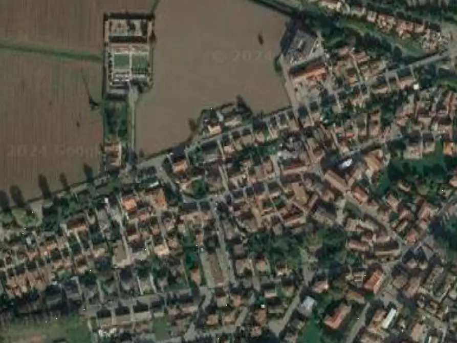 Immagine 8 di Negozio in vendita  in Via X Martiri a Ferrara