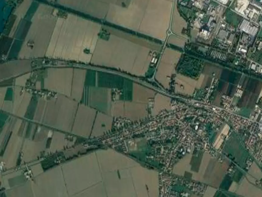 Immagine 15 di Negozio in vendita  in Via X Martiri a Ferrara