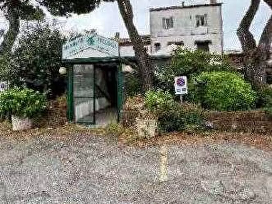 Immagine 3 di Negozio in vendita  in Via X Martiri a Ferrara