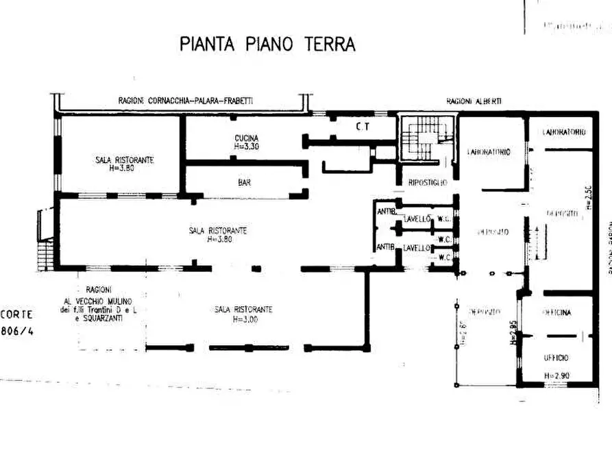 Immagine 29 di Negozio in vendita  in Via X Martiri a Ferrara