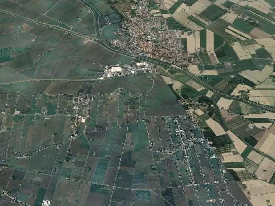 Immagine 15 di Porzione di casa in vendita  in Via Dogana a Cento