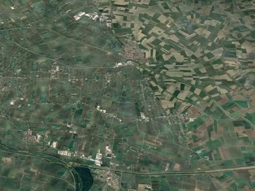 Immagine 16 di Porzione di casa in vendita  in Via Dogana a Cento