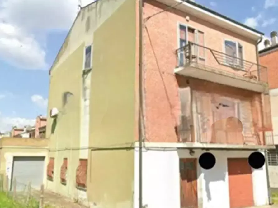 Immagine 4 di Garage in vendita  in Via Giovanni Bulgarelli a Ferrara