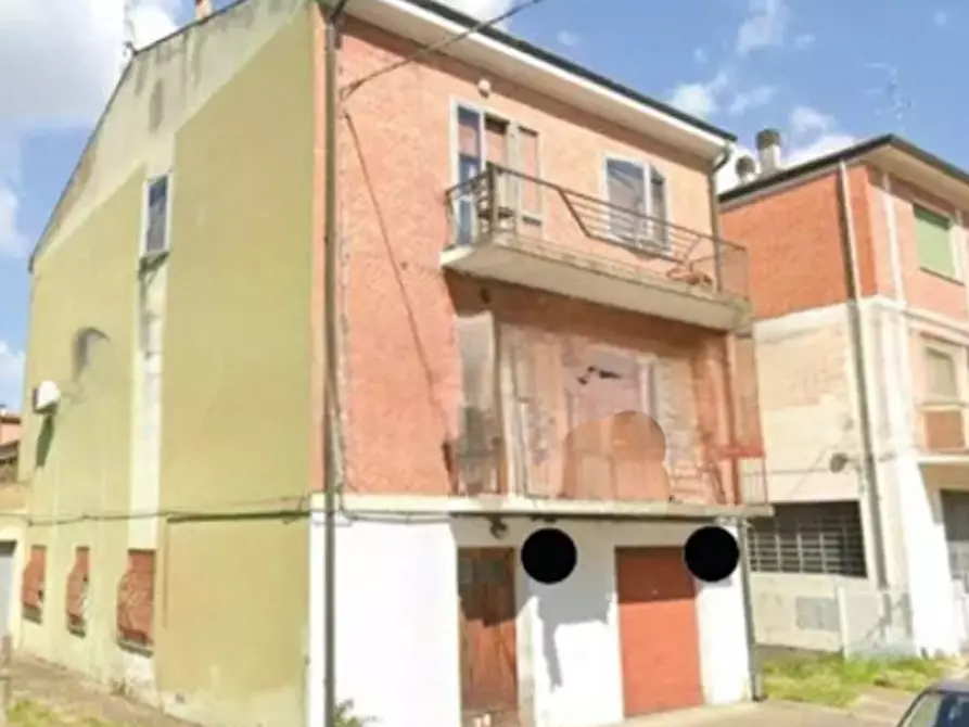 Immagine 9 di Appartamento in vendita  in Via Giovanni Bulgarelli a Ferrara