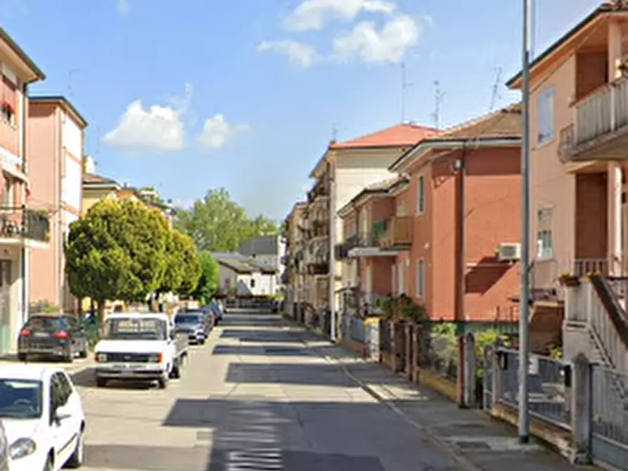 Immagine 19 di Appartamento in vendita  in Via Giovanni Bulgarelli a Ferrara