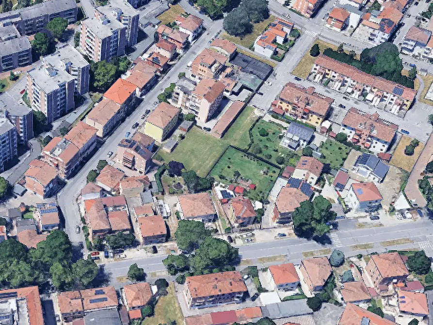 Immagine 21 di Appartamento in vendita  in Via Giovanni Bulgarelli a Ferrara