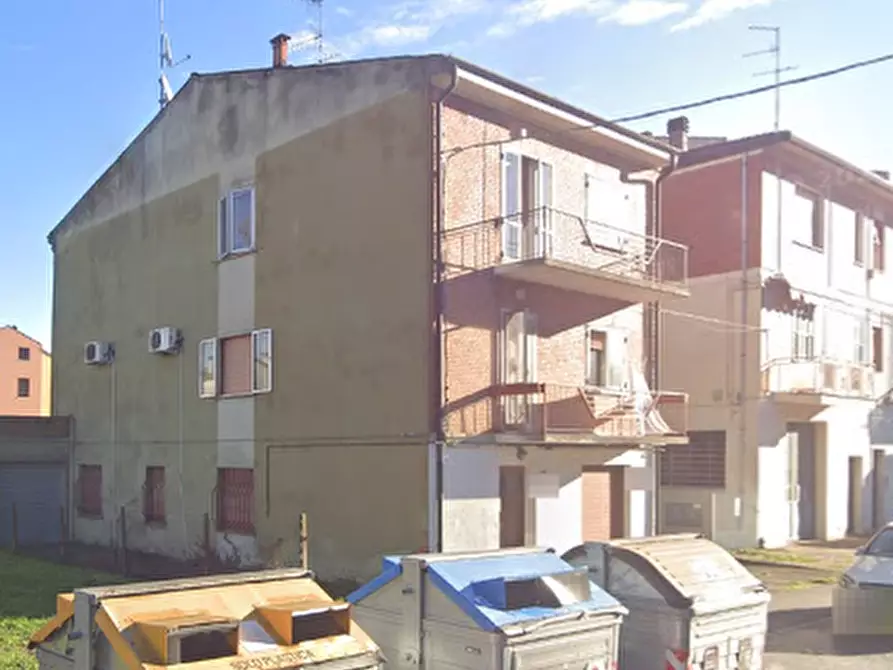 Immagine 5 di Appartamento in vendita  in Via Giovanni Bulgarelli a Ferrara