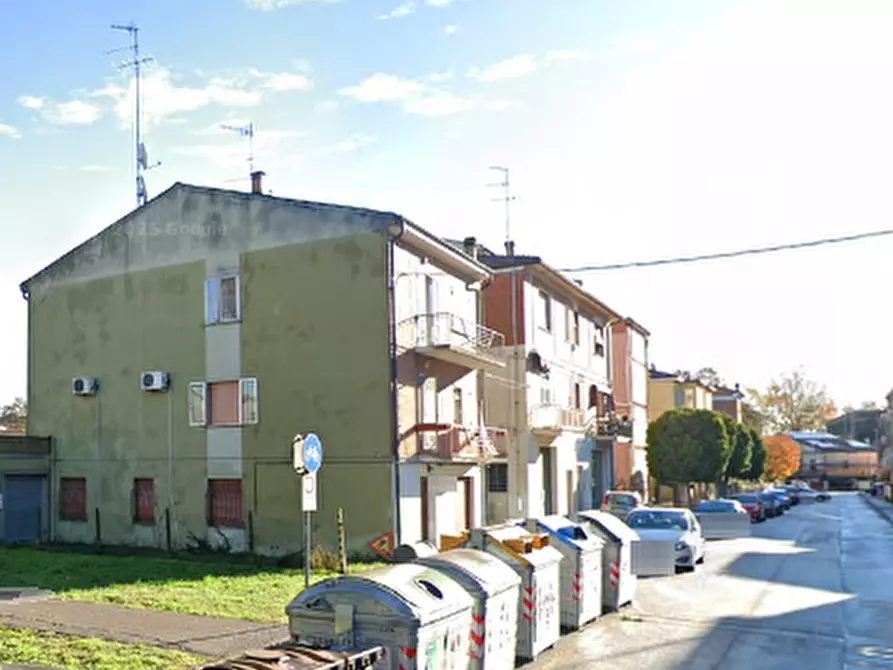 Immagine 4 di Appartamento in vendita  in Via Giovanni Bulgarelli a Ferrara
