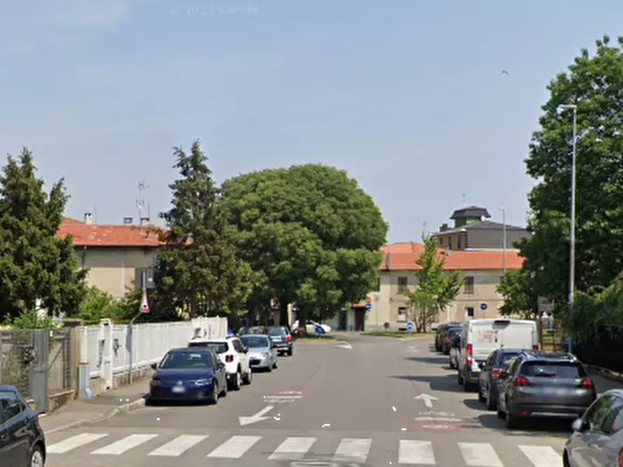 Immagine 7 di Garage in vendita  in Via Carlo Maria Maggi a Abbiategrasso