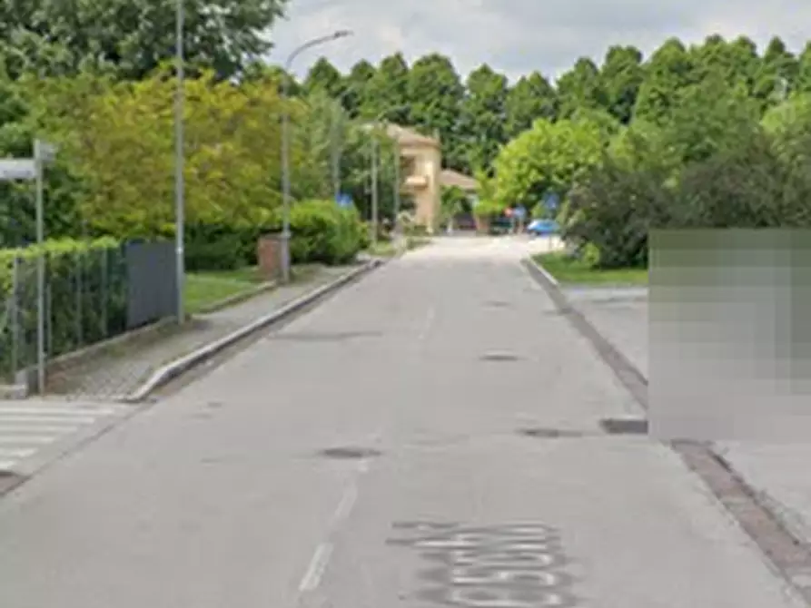 Immagine 8 di Posto auto in vendita  in via Poggeschi a San Giovanni In Persiceto