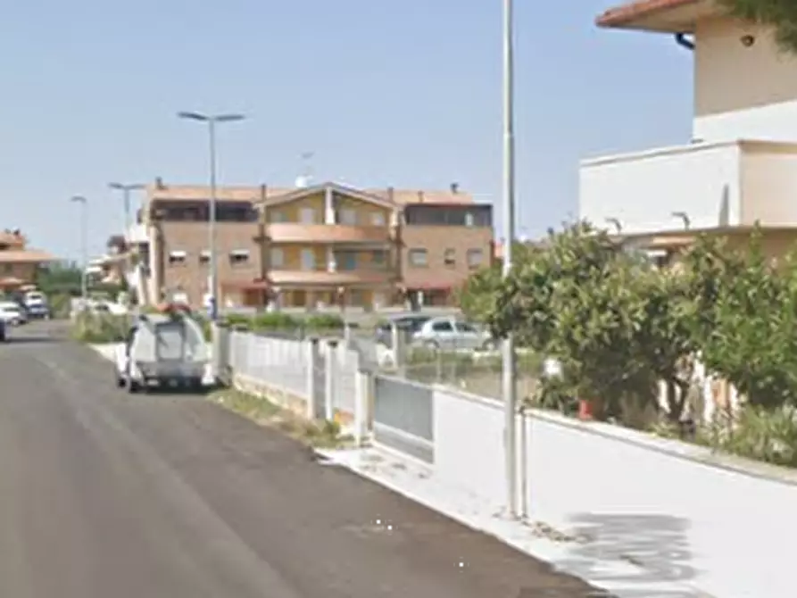 Immagine 12 di Terreno edificabile in vendita  in Via Lago di Albano a Fano