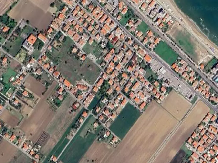 Immagine 14 di Terreno edificabile in vendita  in Via Lago di Albano a Fano