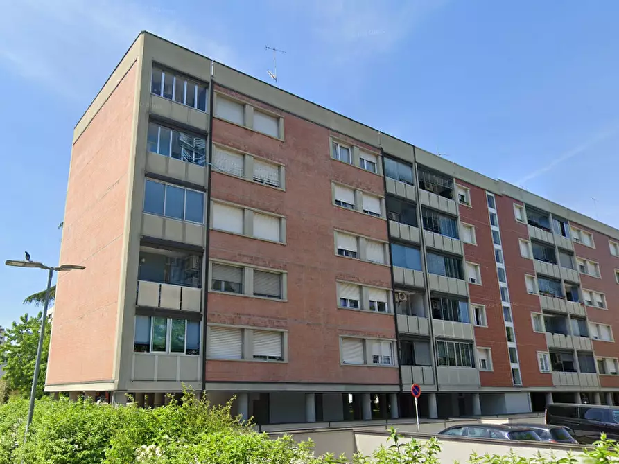 Immagine 8 di Appartamento in vendita  in via Marco Polo a Bologna