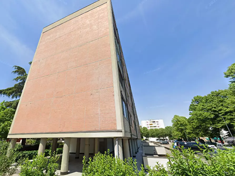 Immagine 10 di Appartamento in vendita  in via Marco Polo a Bologna