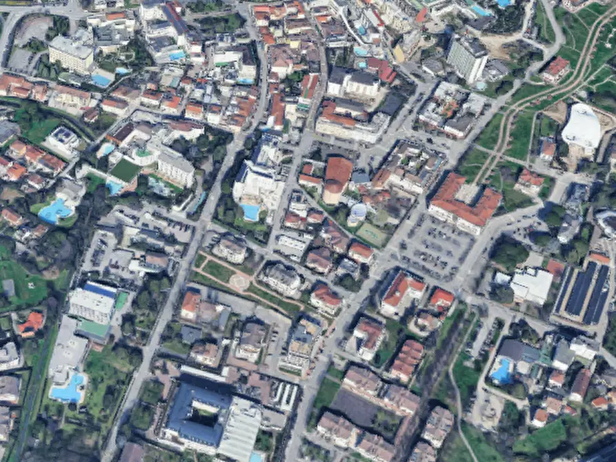 Immagine 5 di Magazzino in vendita  in Via Padre Leopoldo a Abano Terme