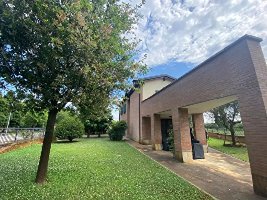 Immagine 14 di Villa in vendita  in Via Palazzazzo a Sala Bolognese