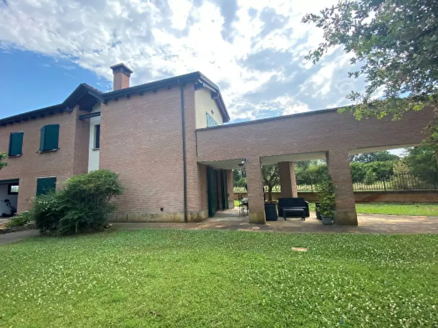 Immagine 17 di Villa in vendita  in Via Palazzazzo a Sala Bolognese