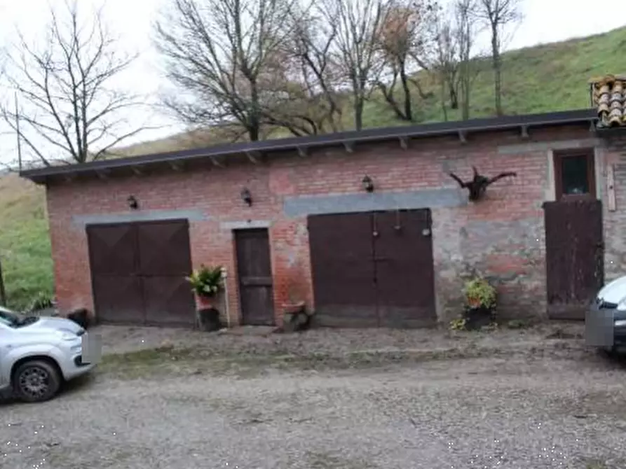 Immagine 4 di Porzione di casa in vendita  in via Viara a Castel San Pietro Terme