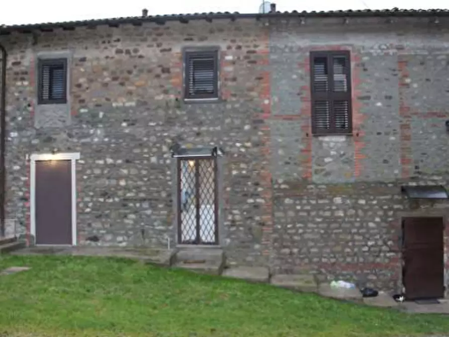Immagine 2 di Porzione di casa in vendita  in via Viara a Castel San Pietro Terme