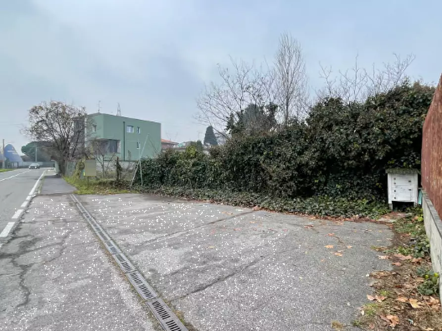 Immagine 5 di Terreno edificabile in vendita  in Via Camillo Chiesa a Pogliano Milanese