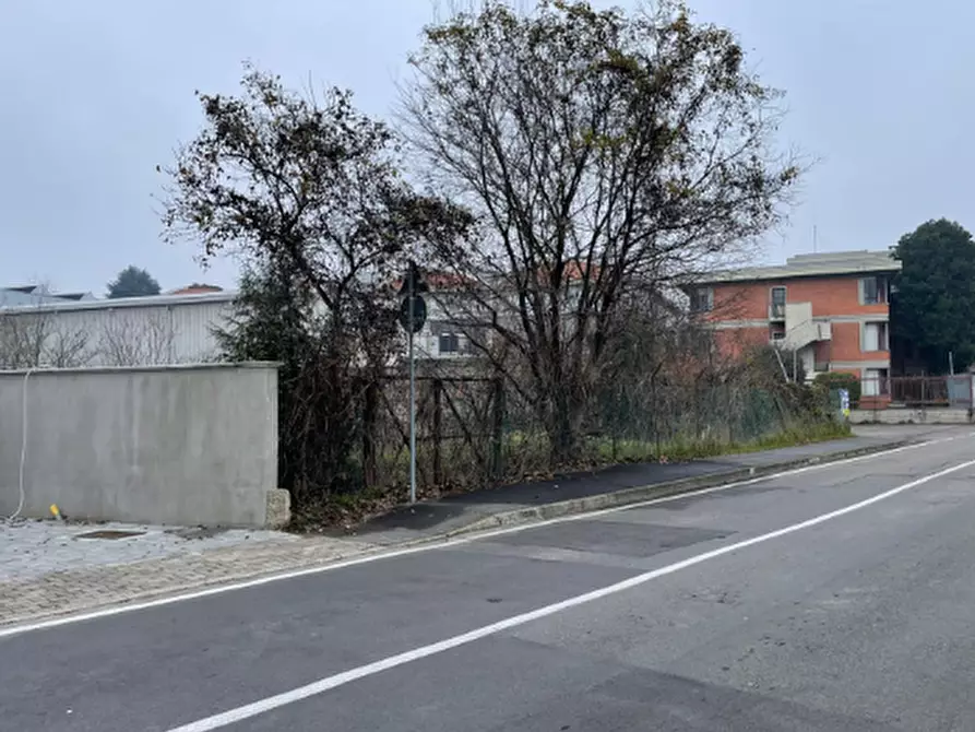 Immagine 7 di Terreno edificabile in vendita  in Via Camillo Chiesa a Pogliano Milanese