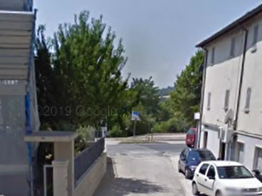 Immagine 10 di Negozio in vendita  in Via Sant'Antonio  a Urbino