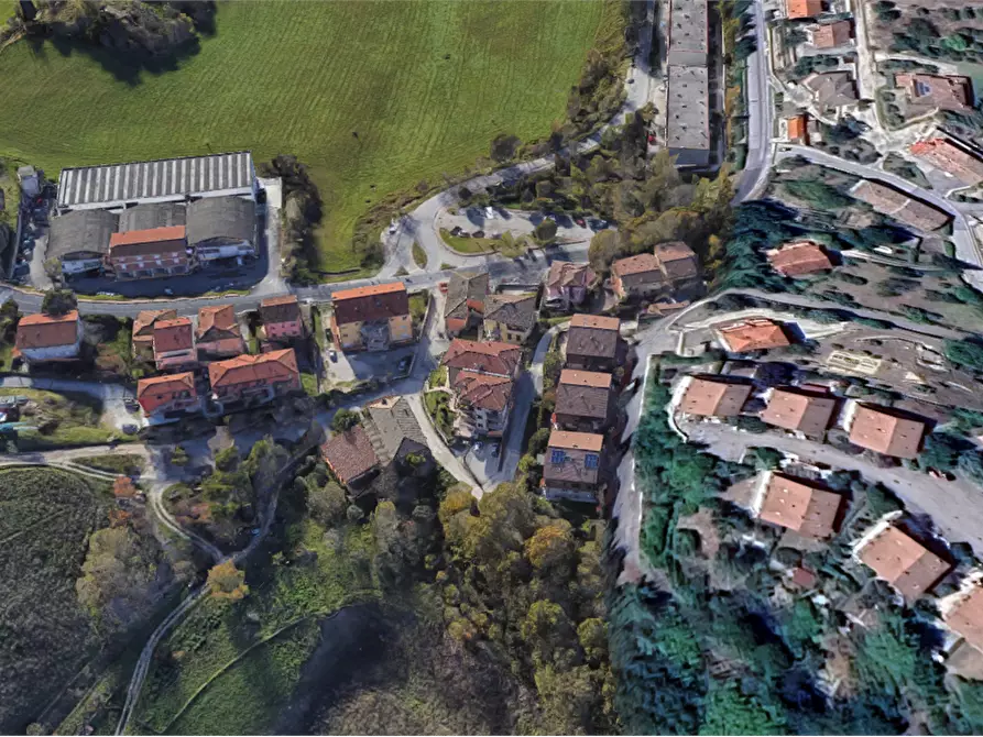 Immagine 11 di Negozio in vendita  in Via Sant'Antonio  a Urbino