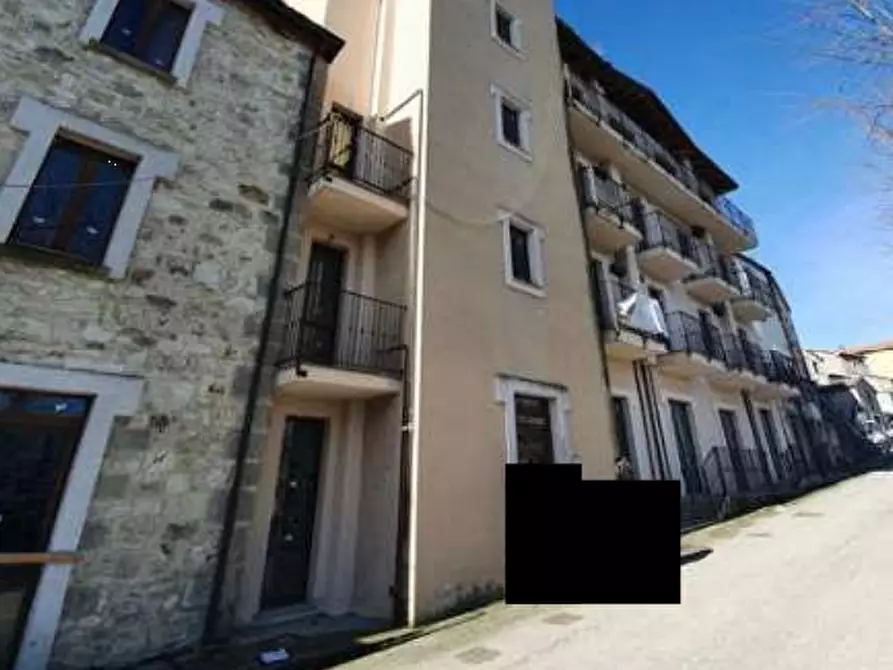 Immagine 5 di Stabile in vendita  in Via Leopardi a Monte Cerignone