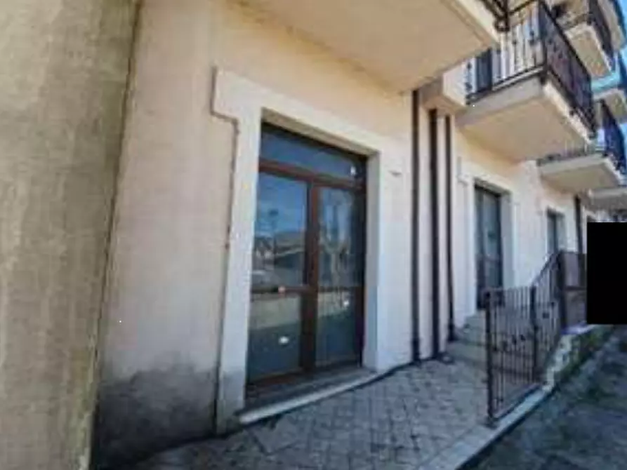 Immagine 12 di Stabile in vendita  in Via Leopardi a Monte Cerignone