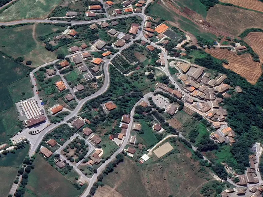 Immagine 32 di Stabile in vendita  in Via Leopardi a Monte Cerignone