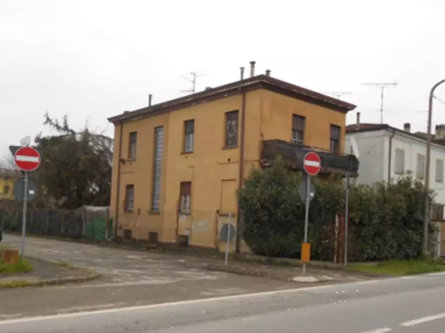 Immagine 1 di Appartamento in vendita  in Località San Protaso a Fiorenzuola D'arda