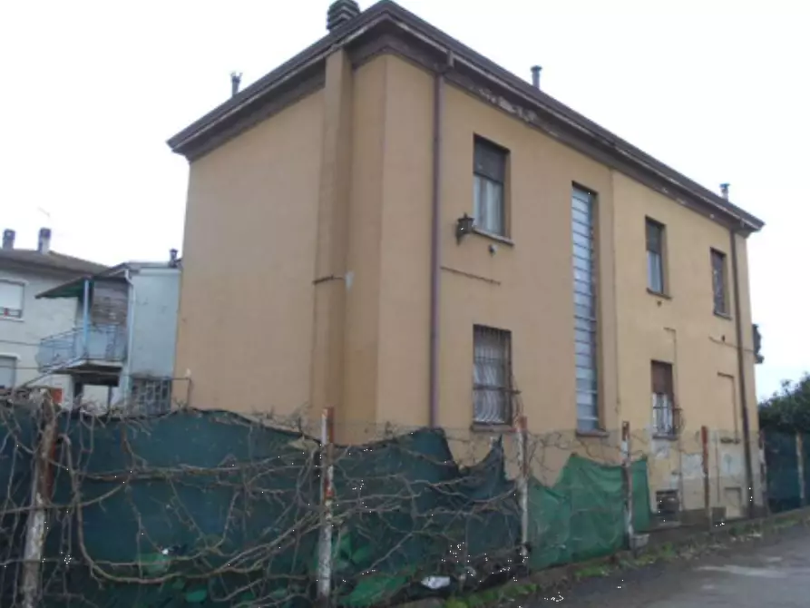 Immagine 2 di Appartamento in vendita  in Località San Protaso a Fiorenzuola D'arda