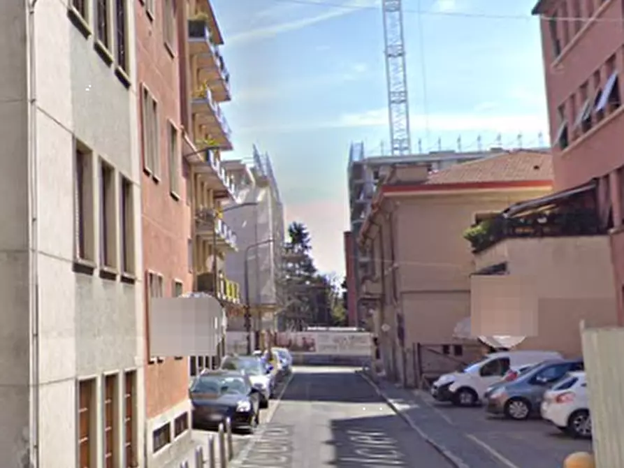 Immagine 14 di Laboratorio in vendita  in Via Paulucci di Calboli Fulcieri a Milano