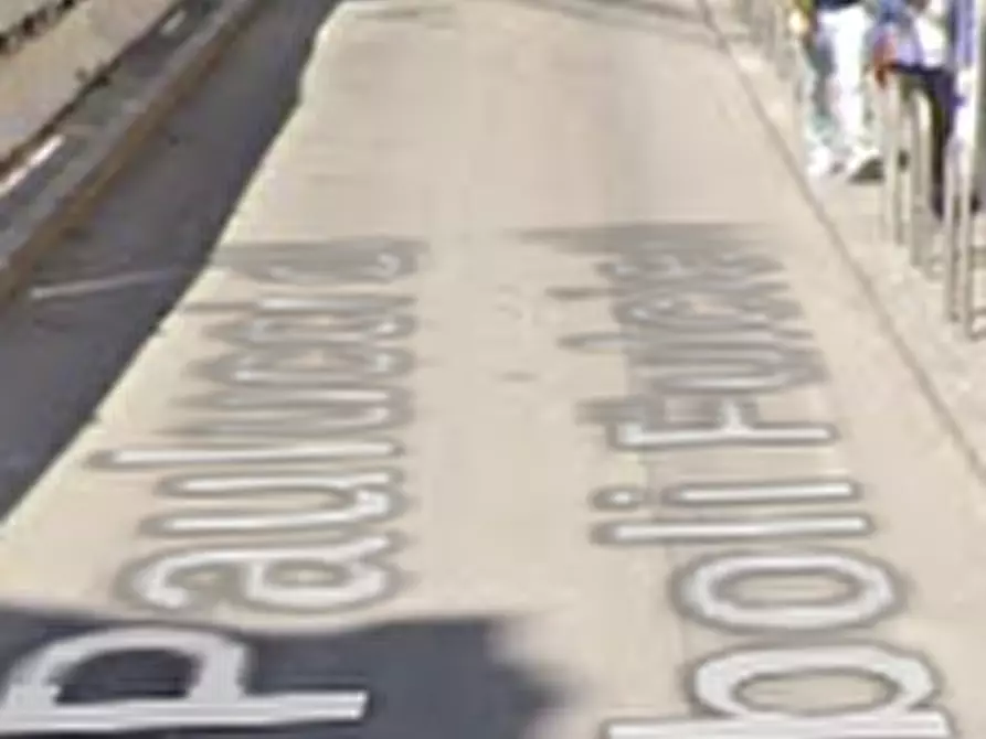 Immagine 16 di Laboratorio in vendita  in Via Paulucci di Calboli Fulcieri a Milano