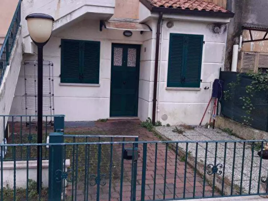 Immagine 2 di Appartamento in vendita  in Via Flaminia a Cartoceto