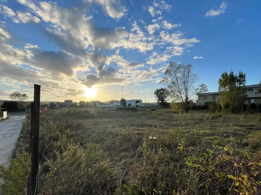 Immagine 1 di Terreno edificabile in vendita  in Localita' Pontesasso a Fano