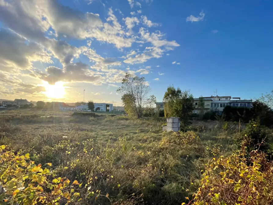 Immagine 6 di Terreno edificabile in vendita  in Localita' Pontesasso a Fano