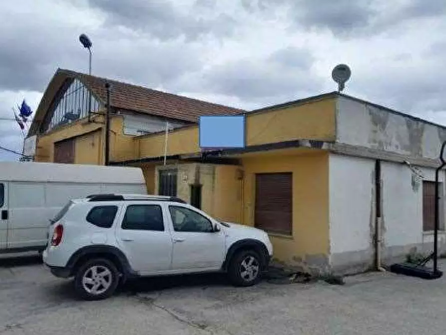 Immagine 3 di Capannone industriale in vendita  in Località Falcineto a Fano