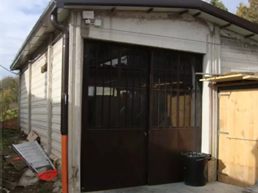 Immagine 6 di Casa indipendente in vendita  in Via Strada Faleriense a Valle a Falerone