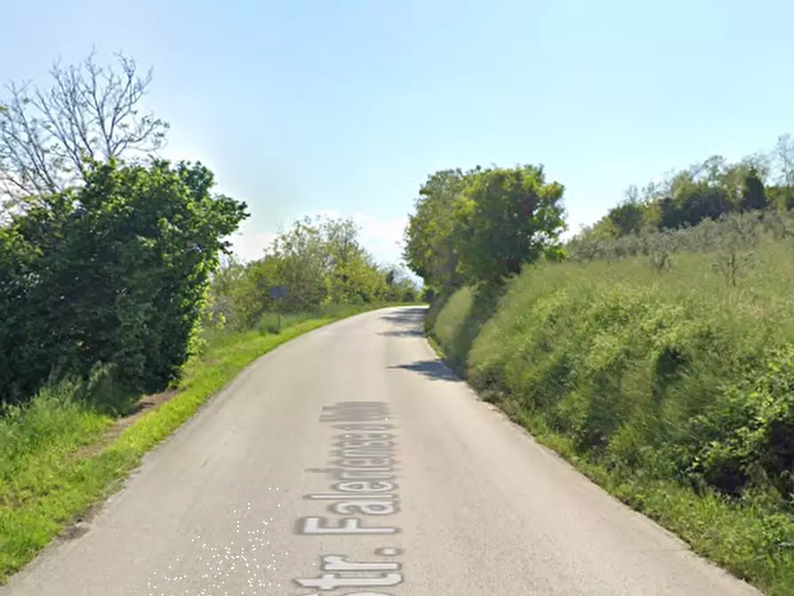 Immagine 17 di Casa indipendente in vendita  in Via Strada Faleriense a Valle a Falerone