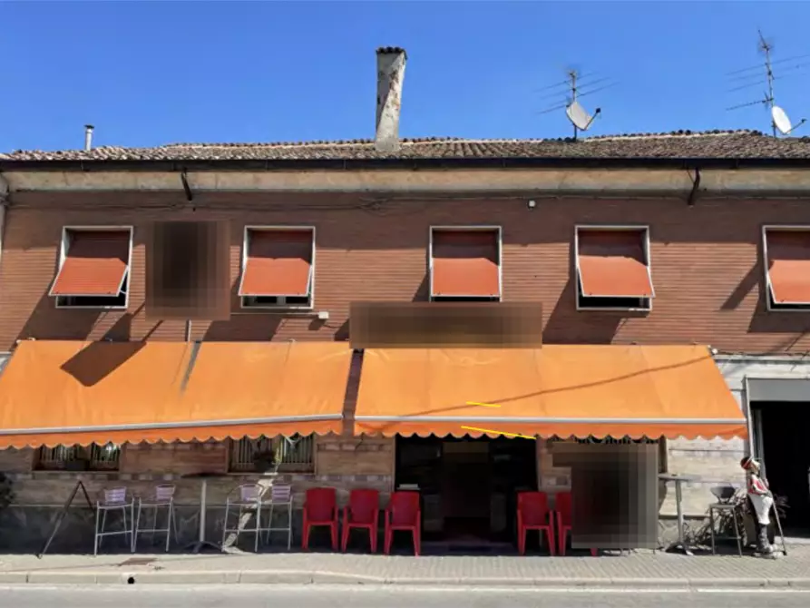Immagine 3 di Negozio in vendita  in Via Repubblica a Villanova Sull'arda