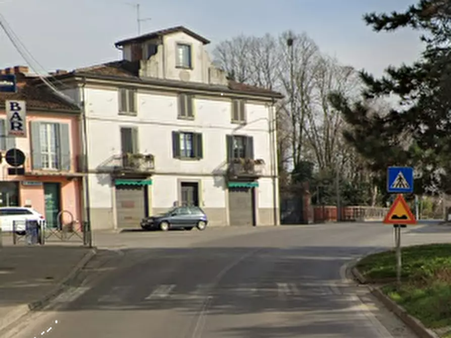 Immagine 12 di Negozio in vendita  in Via Repubblica a Villanova Sull'arda