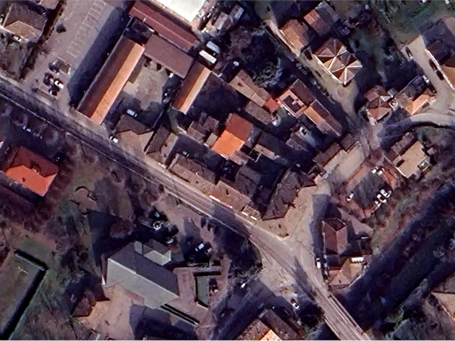 Immagine 13 di Negozio in vendita  in Via Repubblica a Villanova Sull'arda