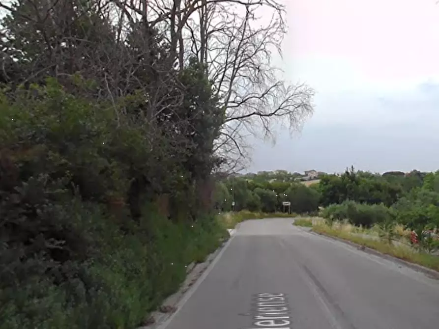 Immagine 14 di Appartamento in vendita  in Strada Faleriens a Sant'elpidio A Mare