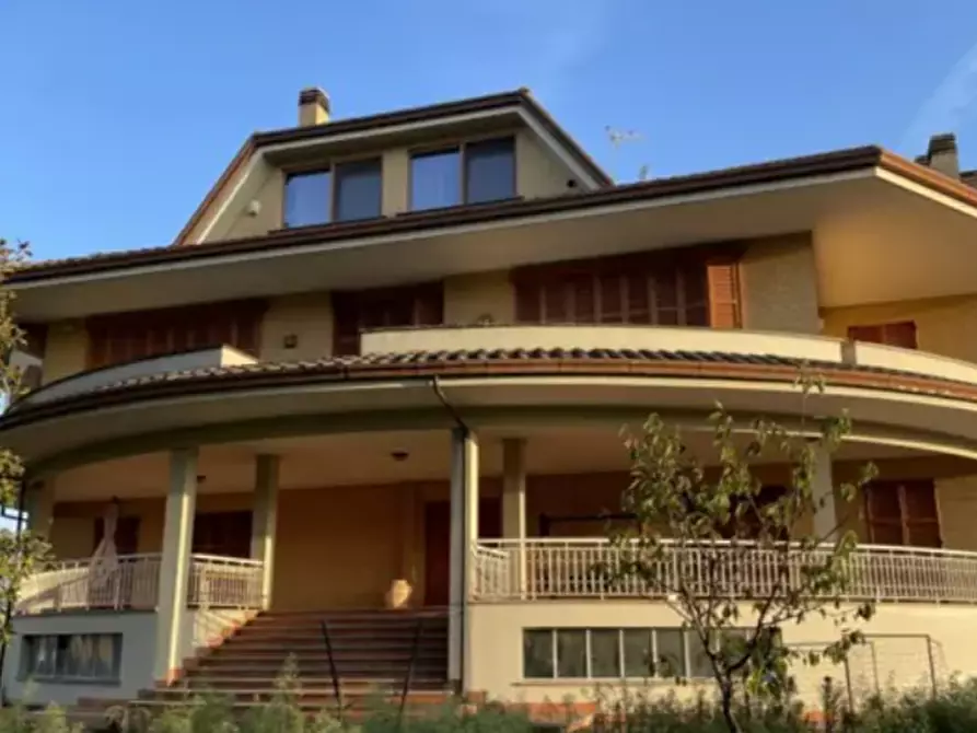 Immagine 12 di Villa in vendita  in Via Raffaello Sanzio a Monterubbiano