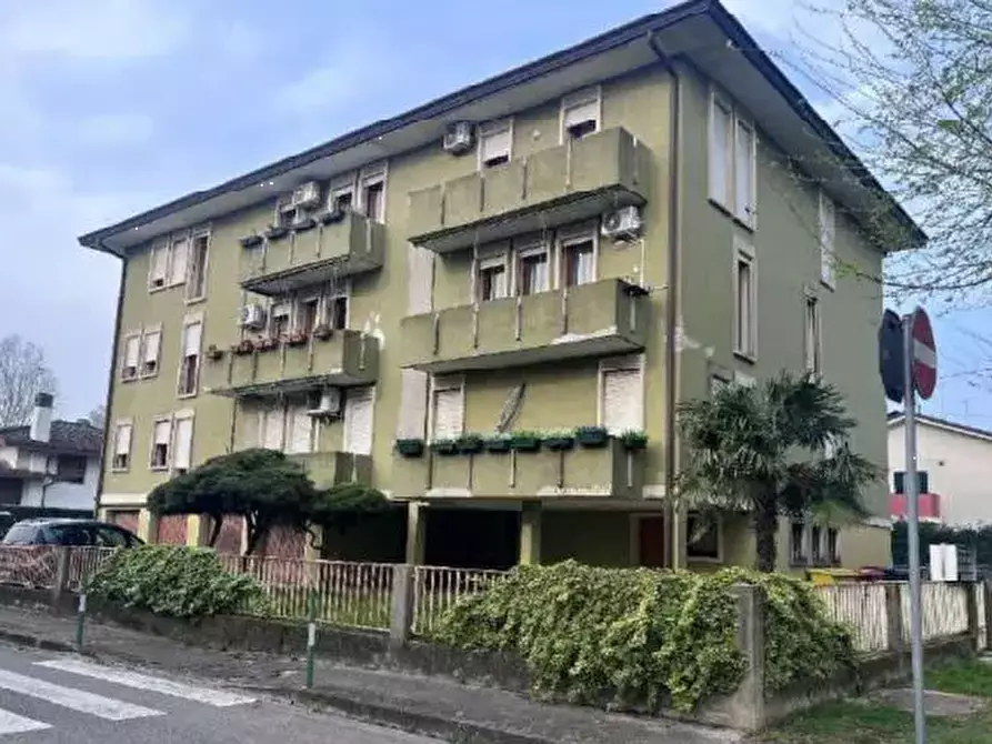 Immagine 1 di Appartamento in vendita  in Via Pietro Micca a Noventa Padovana