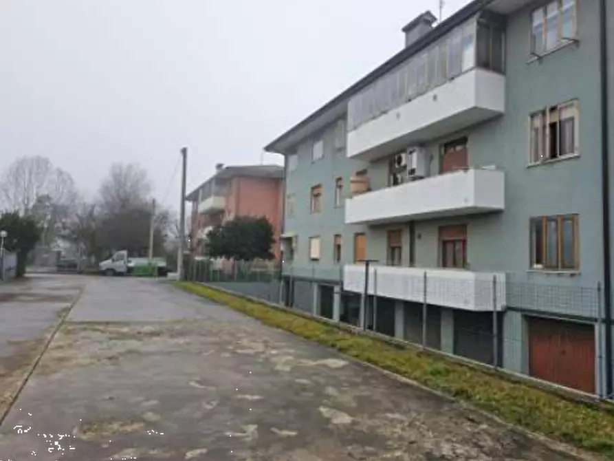 Immagine 6 di Appartamento in vendita  in Via Gramsci  a Piove Di Sacco