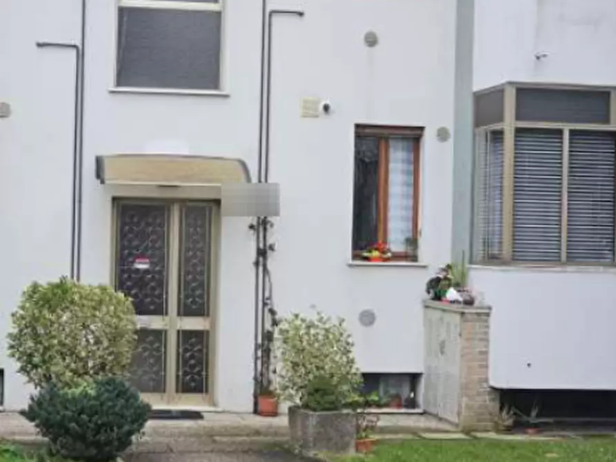 Immagine 17 di Appartamento in vendita  in Via Gramsci  a Piove Di Sacco