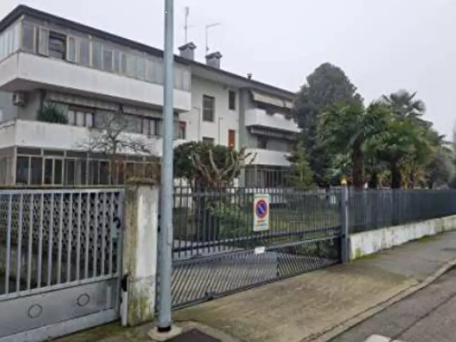 Immagine 21 di Appartamento in vendita  in Via Gramsci  a Piove Di Sacco
